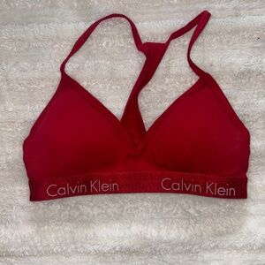 Calvin Klein Motive Cotton Lightly Lined Bralette in Red